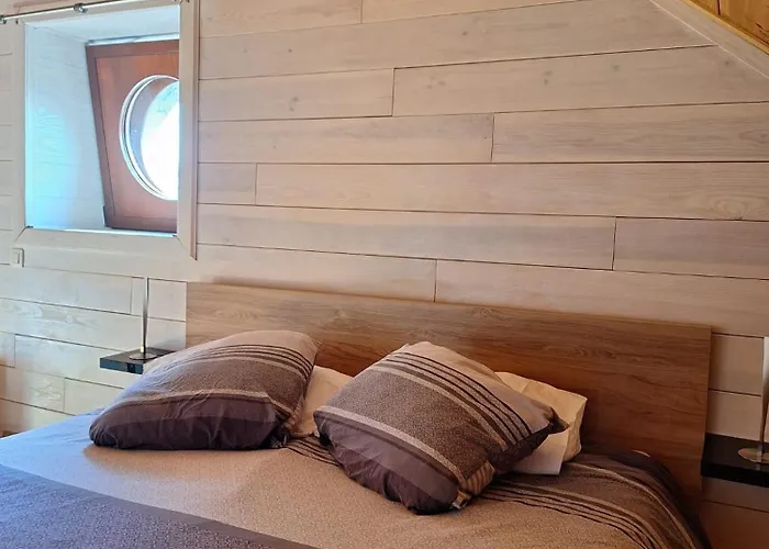 Le Des Croisettes * Les Croisettes